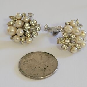 VENDOME Cluster Pearl and Rhineatone  Clip-On Earrings